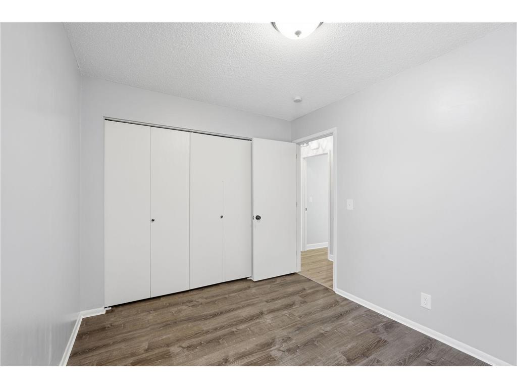 3224 75th Avenue N Brooklyn Park MN 55443 7001122 image13