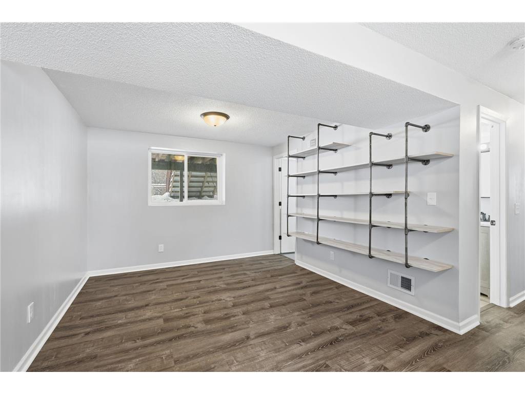 3224 75th Avenue N Brooklyn Park MN 55443 7001122 image19