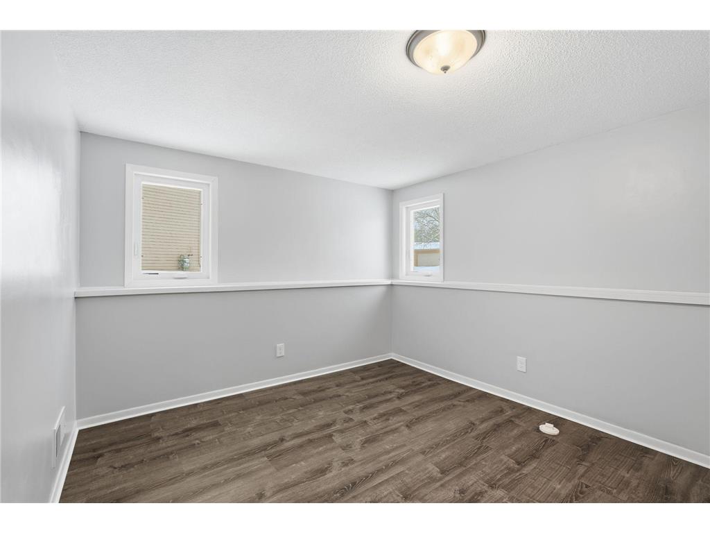 3224 75th Avenue N Brooklyn Park MN 55443 7001122 image21