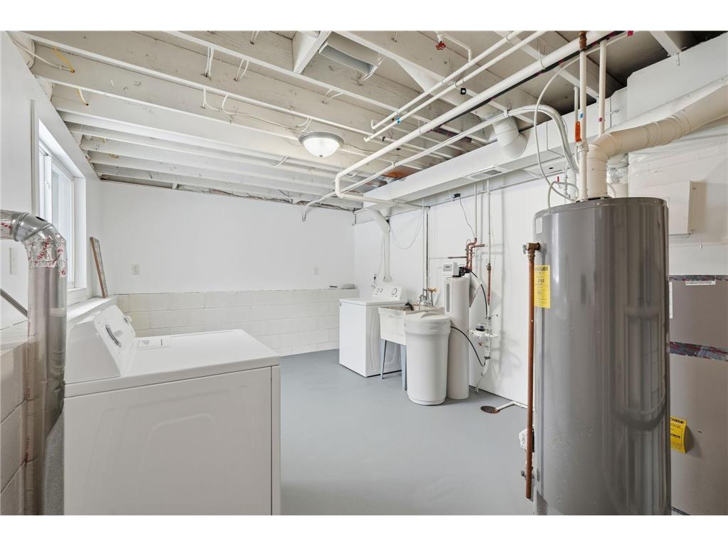 3224 75th Avenue N Brooklyn Park MN 55443 7001122 image24