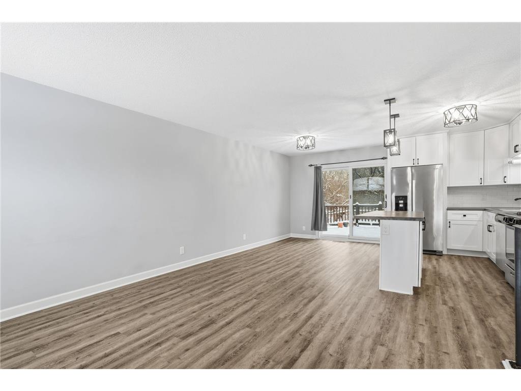 3224 75th Avenue N Brooklyn Park MN 55443 7001122 image4