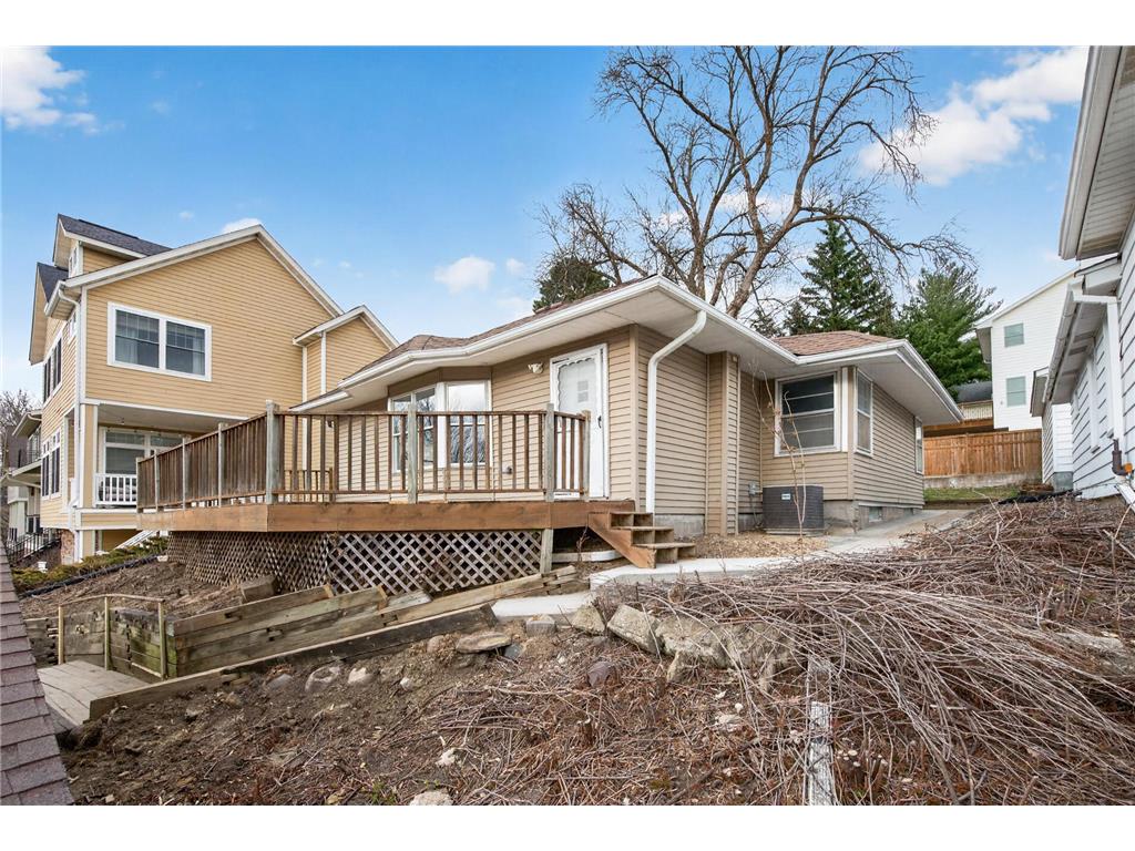 3224 Lake Lane Arden Hills MN 55112 - Josephine 7050243 image1