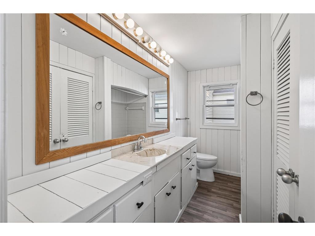 3224 Lake Lane Arden Hills MN 55112 - Josephine 7050243 image16