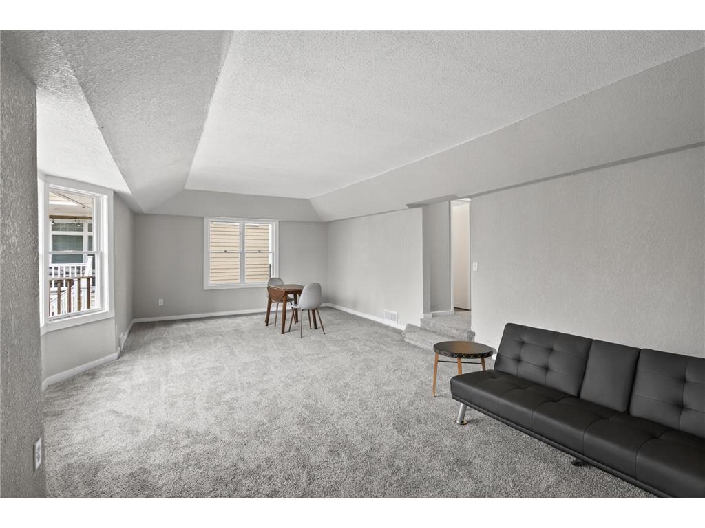 3224 Lake Lane Arden Hills MN 55112 - Josephine 7050243 image2