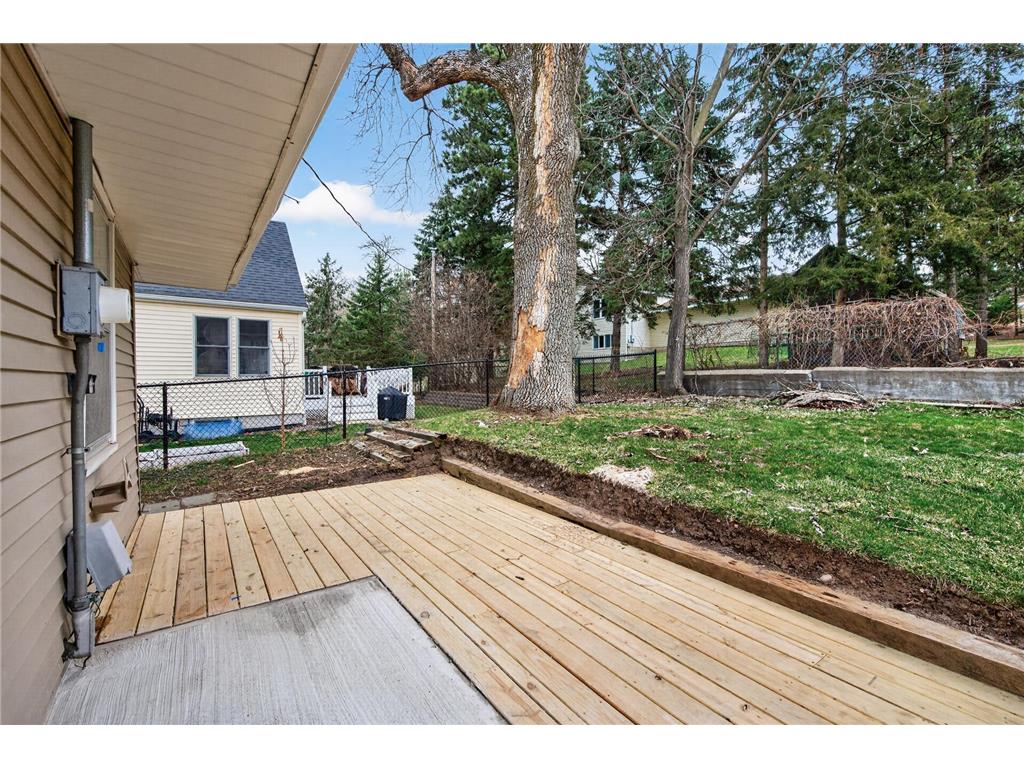 3224 Lake Lane Arden Hills MN 55112 - Josephine 7050243 image24