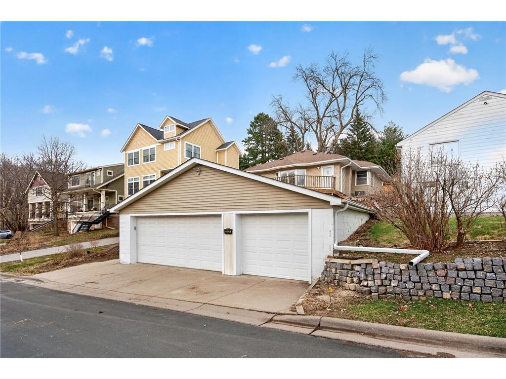 3224 Lake Lane Arden Hills MN 55112 - Josephine 7050243 image30