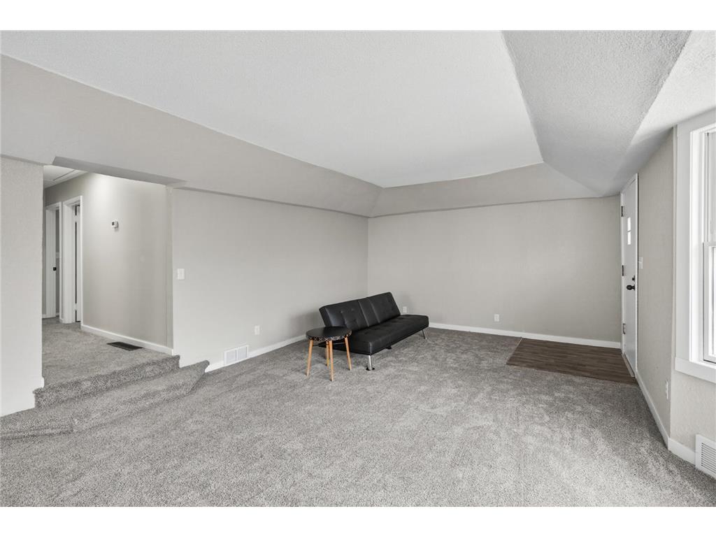 3224 Lake Lane Arden Hills MN 55112 - Josephine 7050243 image8