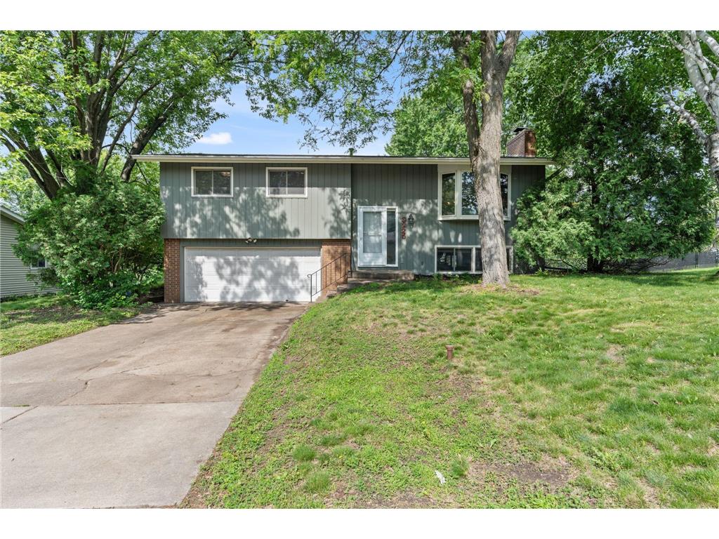 3225 Hillsboro Avenue N New Hope MN 55427 6723588 image1