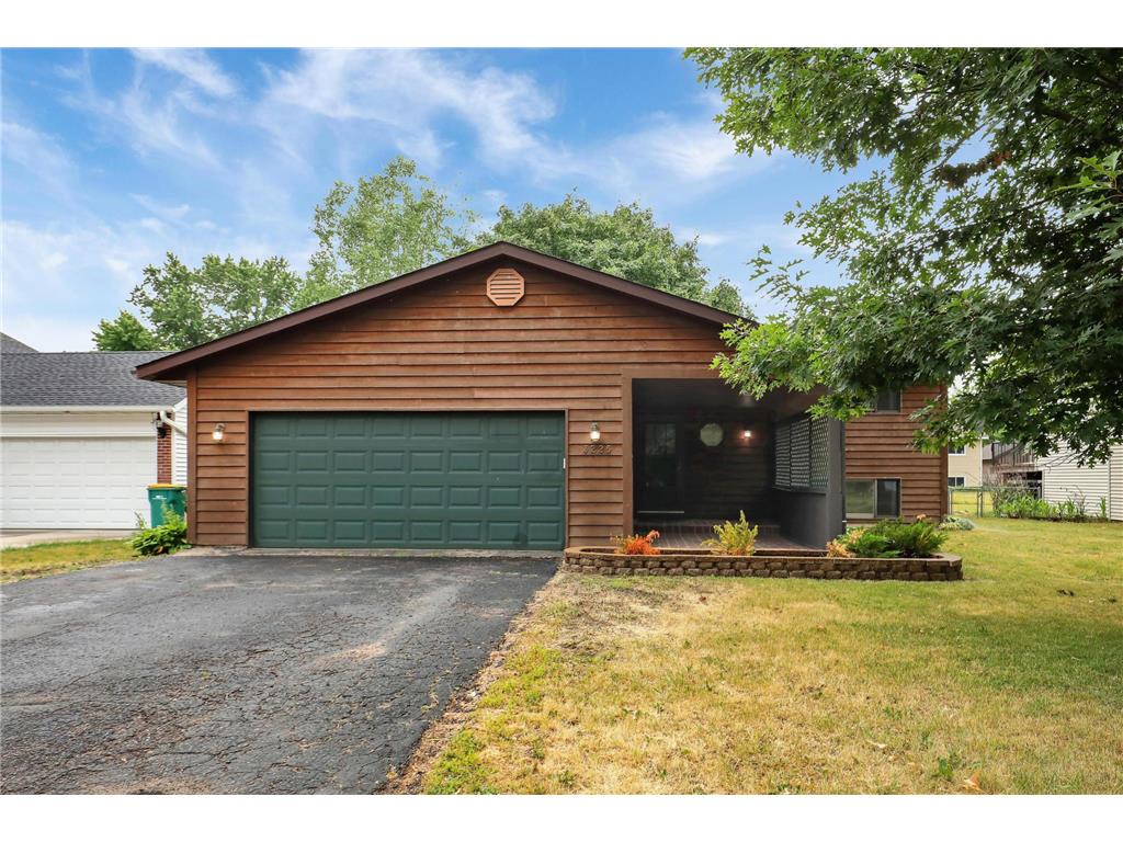 3225 Ridgewood Avenue Vadnais Heights MN 55127 6393667 image1