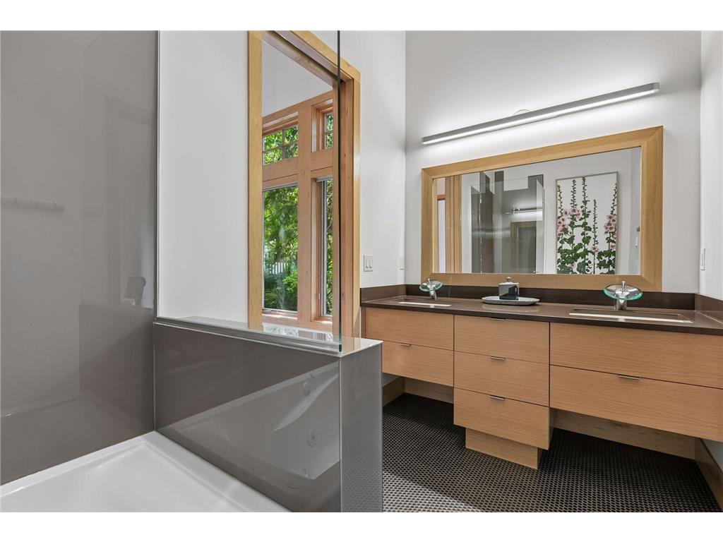 3225 W 38th Street Minneapolis MN 55410 - Bde Maka Ska 7083800 image29