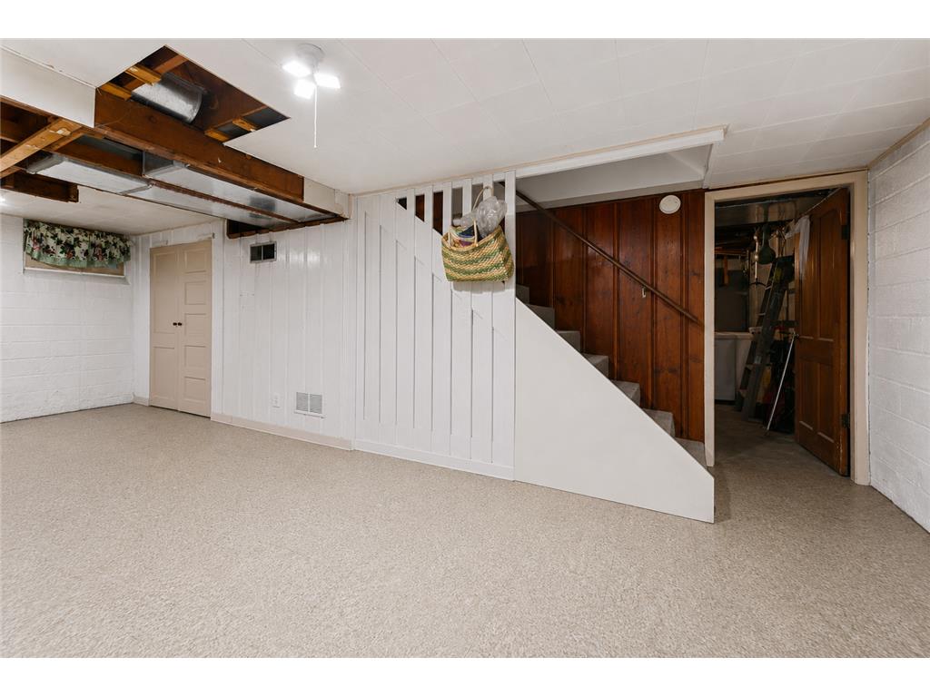 3227 Fillmore Street NE Minneapolis MN 55418 7043870 image15
