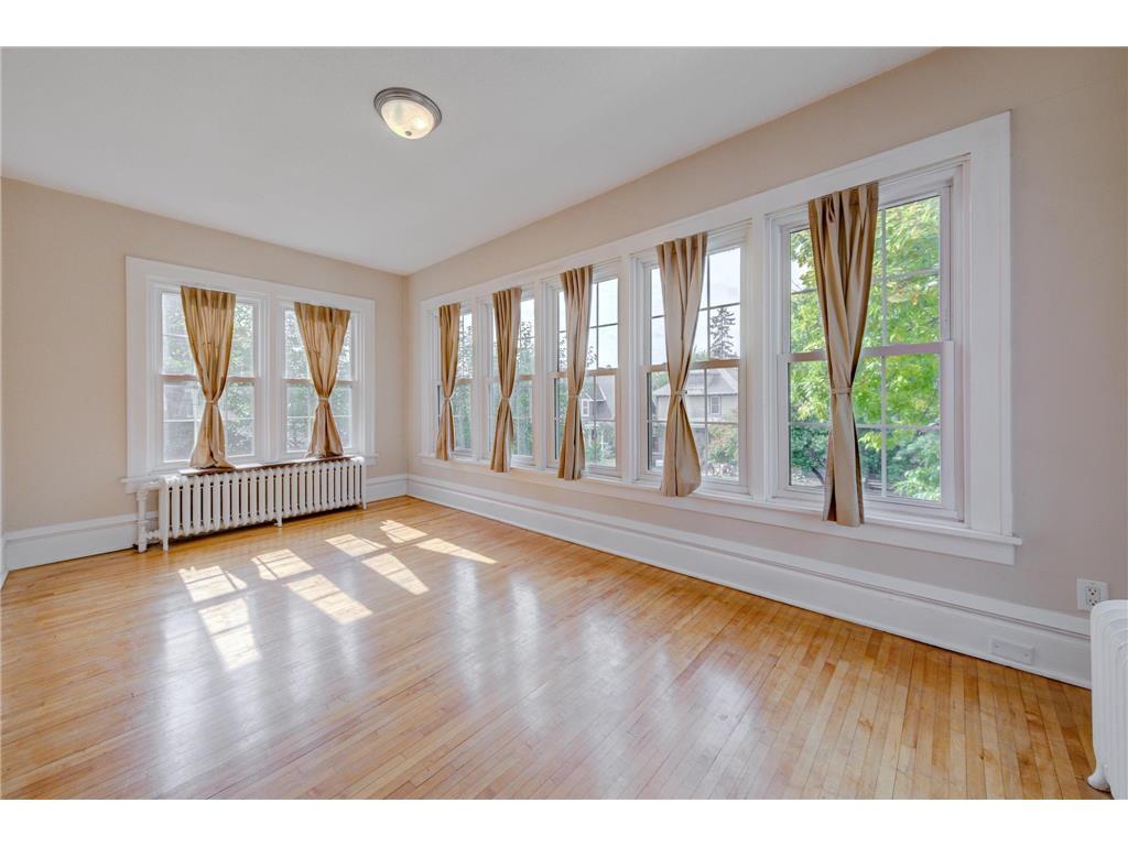 3229 Hennepin Avenue S Minneapolis MN 55408 7077612 image14