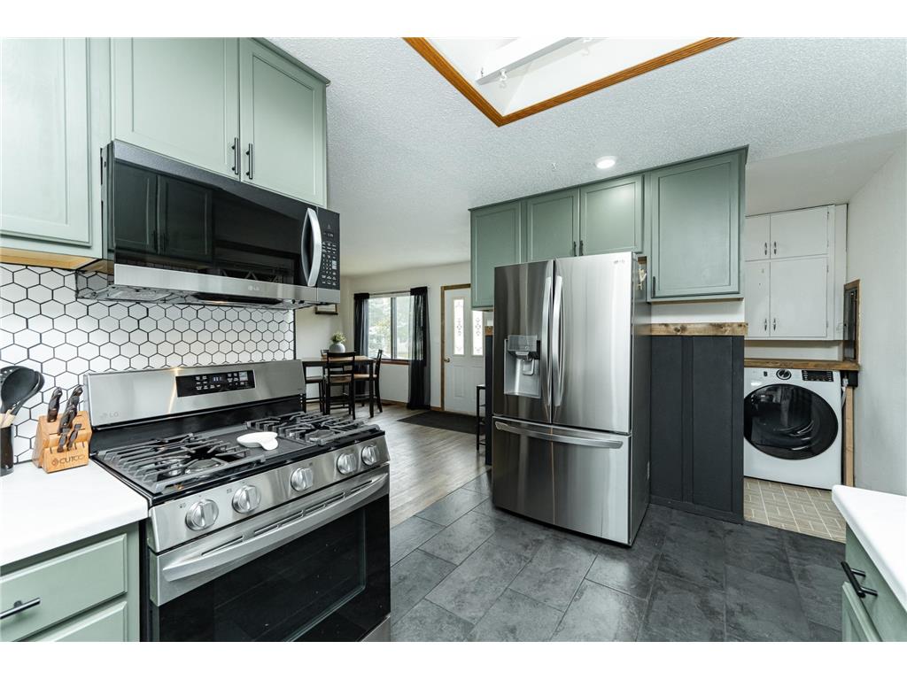 323 2nd Street NW Byron MN 55920 6808220 image10