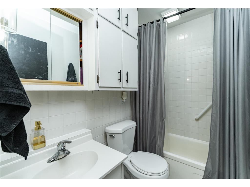 323 2nd Street NW Byron MN 55920 6808220 image11