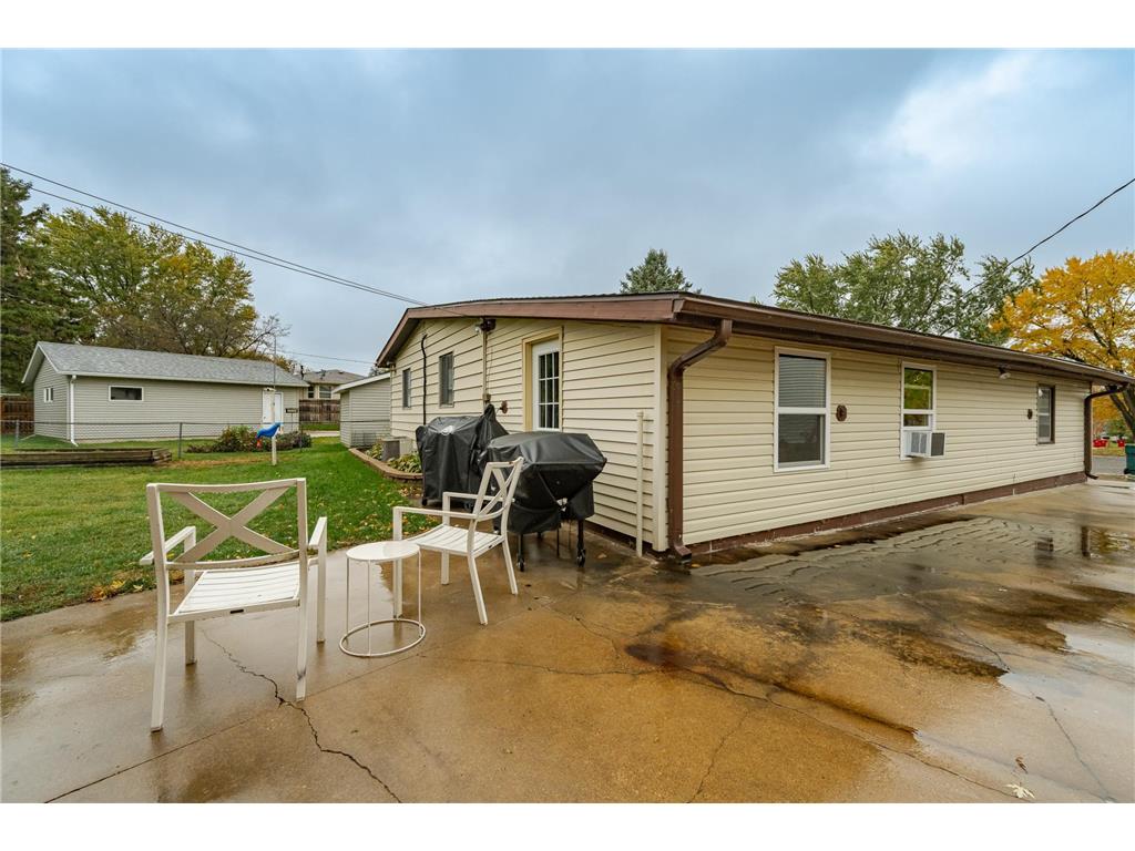 323 2nd Street NW Byron MN 55920 6808220 image28