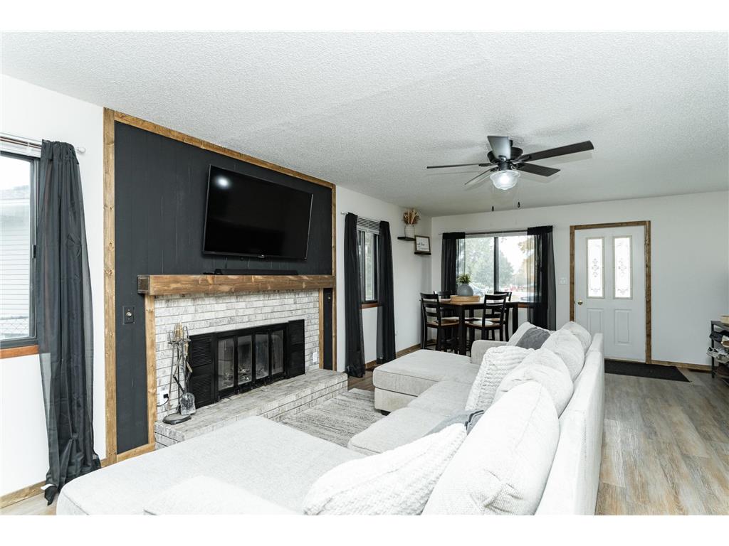 323 2nd Street NW Byron MN 55920 6808220 image4