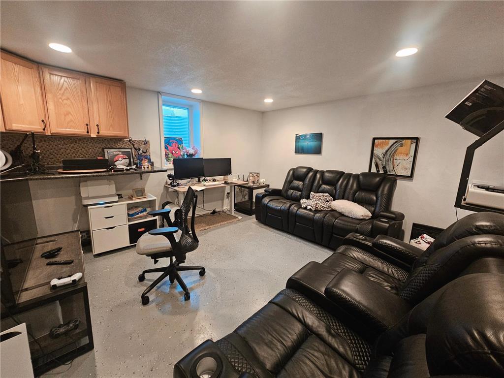 323 3rd Avenue S Wahpeton ND 58075 7071766 image26