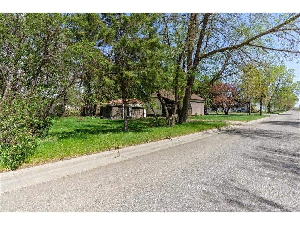 323 4th Street SE Staples MN 56479 7073808 image22