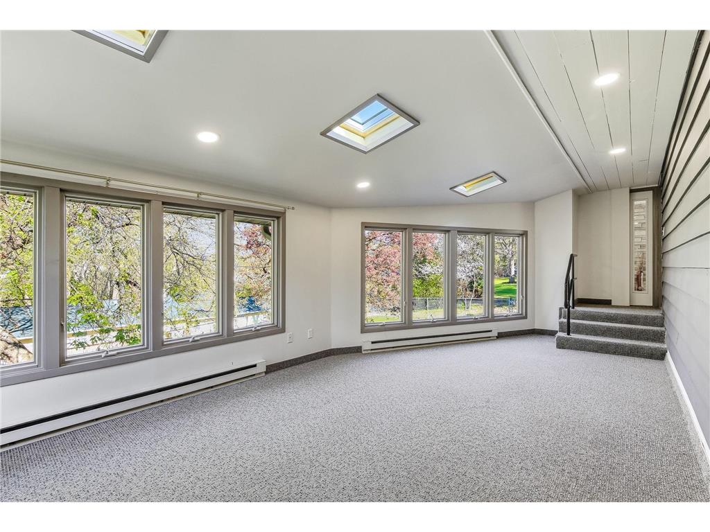 323 Burntside Drive Golden Valley MN 55422 7063126 image21