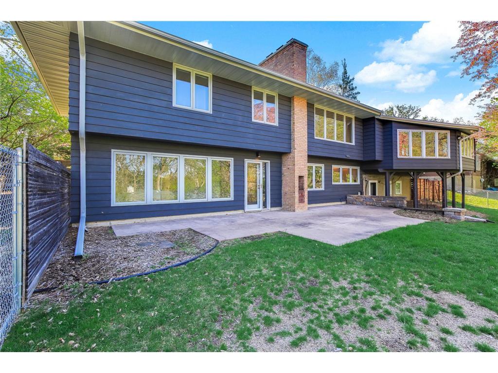323 Burntside Drive Golden Valley MN 55422 7063126 image27