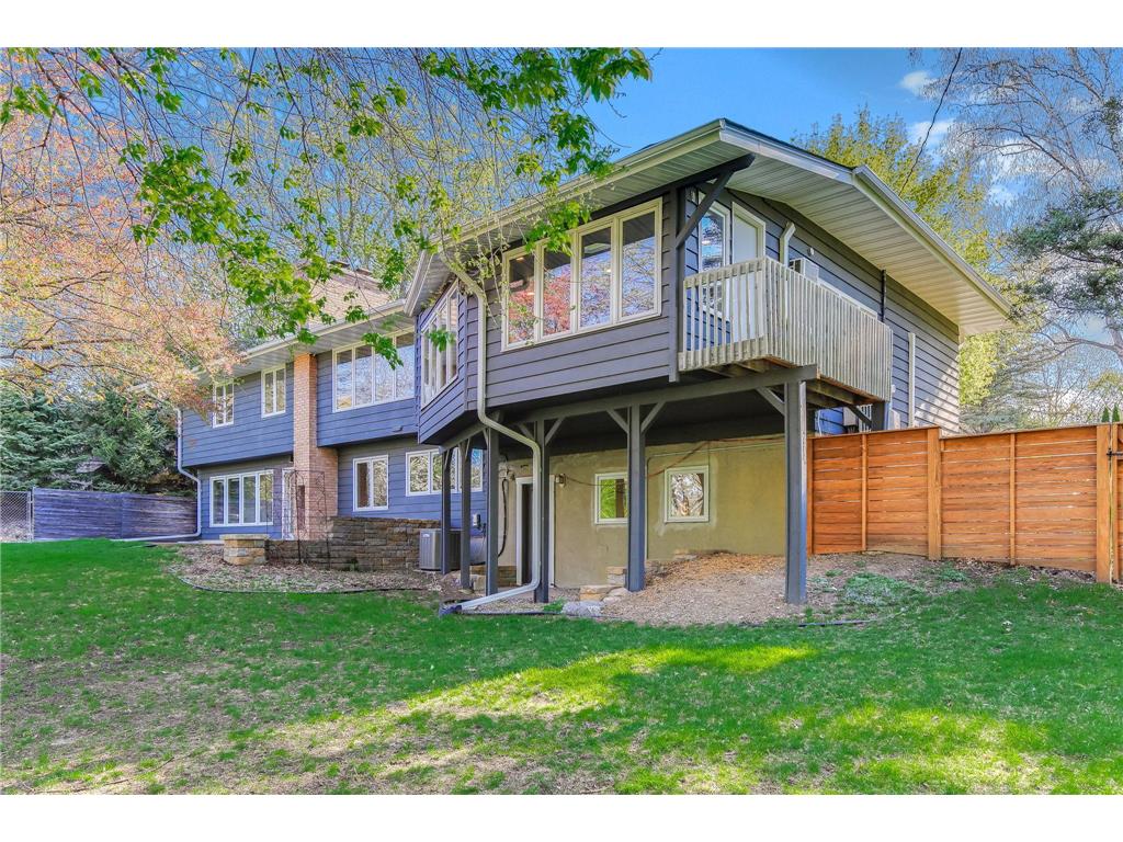 323 Burntside Drive Golden Valley MN 55422 7063126 image28