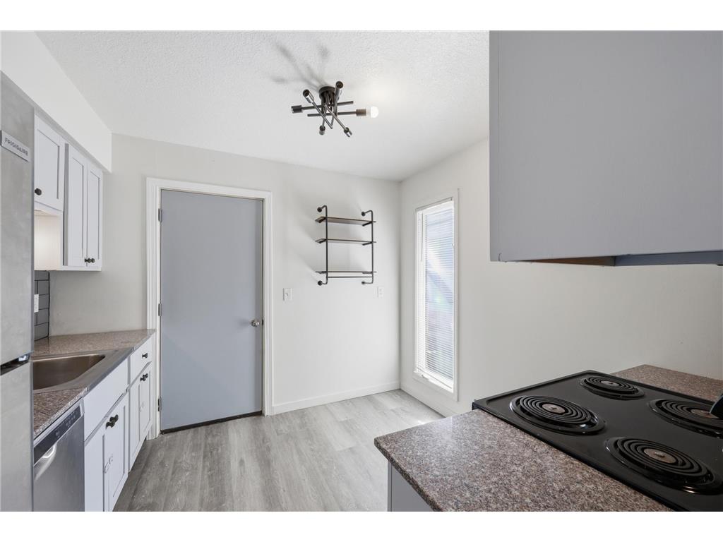 323 E 43rd Street Minneapolis MN 55409 7071096 image13