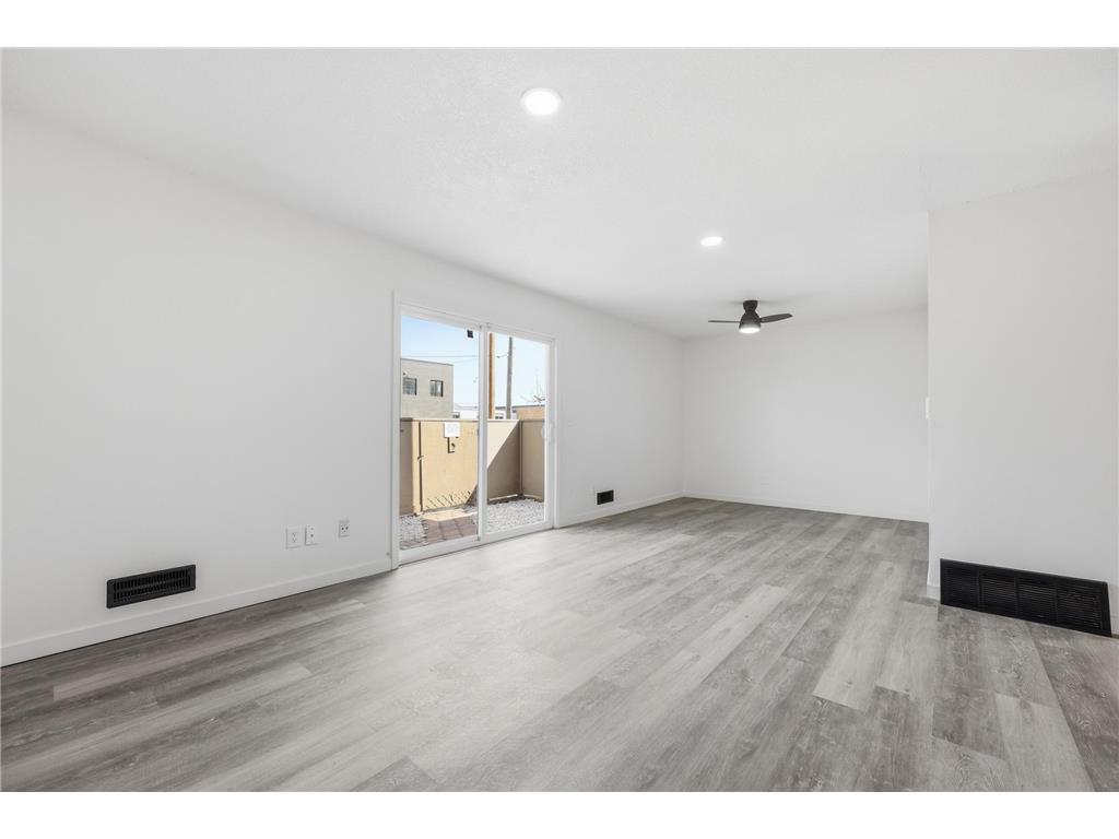 323 E 43rd Street Minneapolis MN 55409 7071096 image14