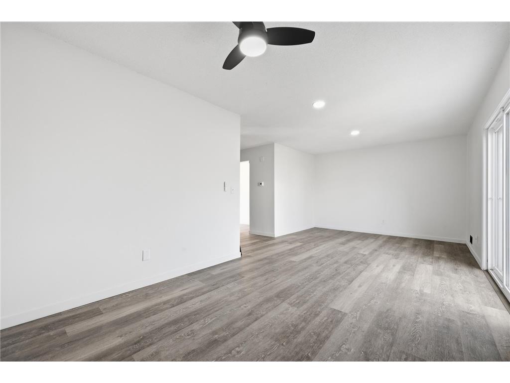 323 E 43rd Street Minneapolis MN 55409 7071096 image17