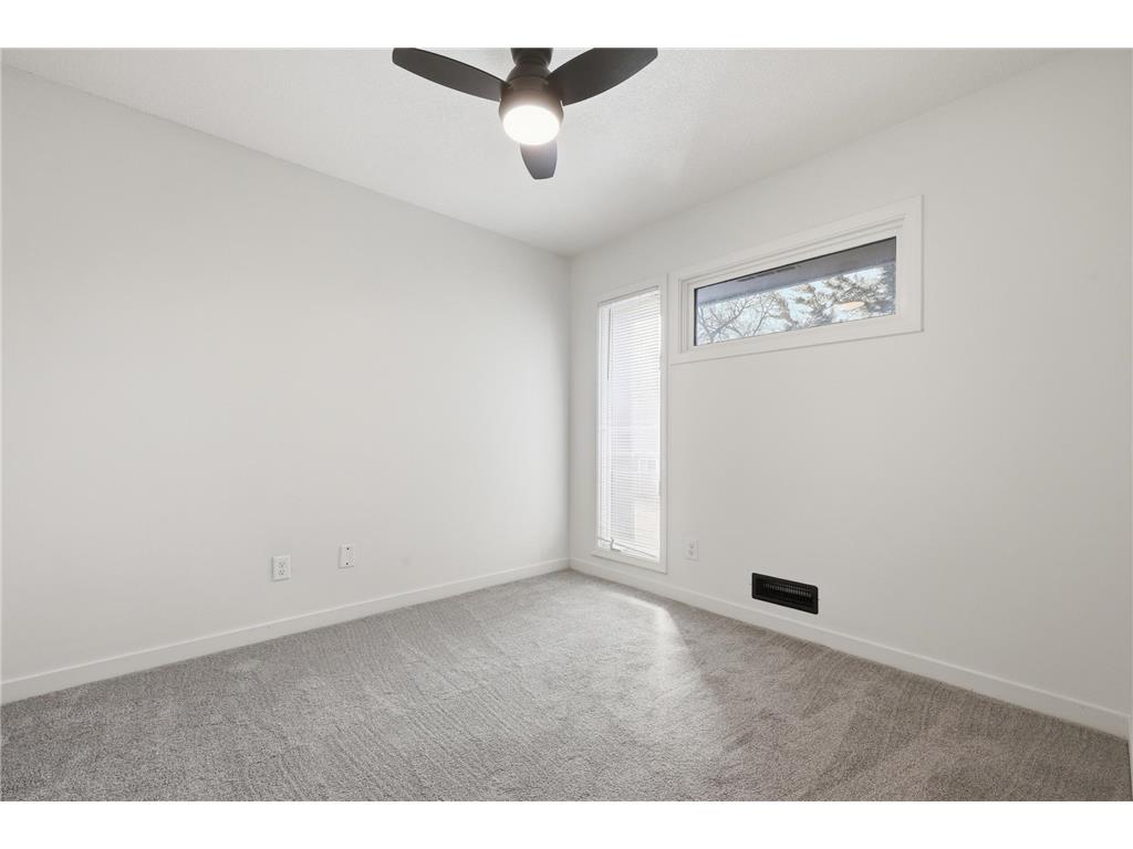 323 E 43rd Street Minneapolis MN 55409 7071096 image22