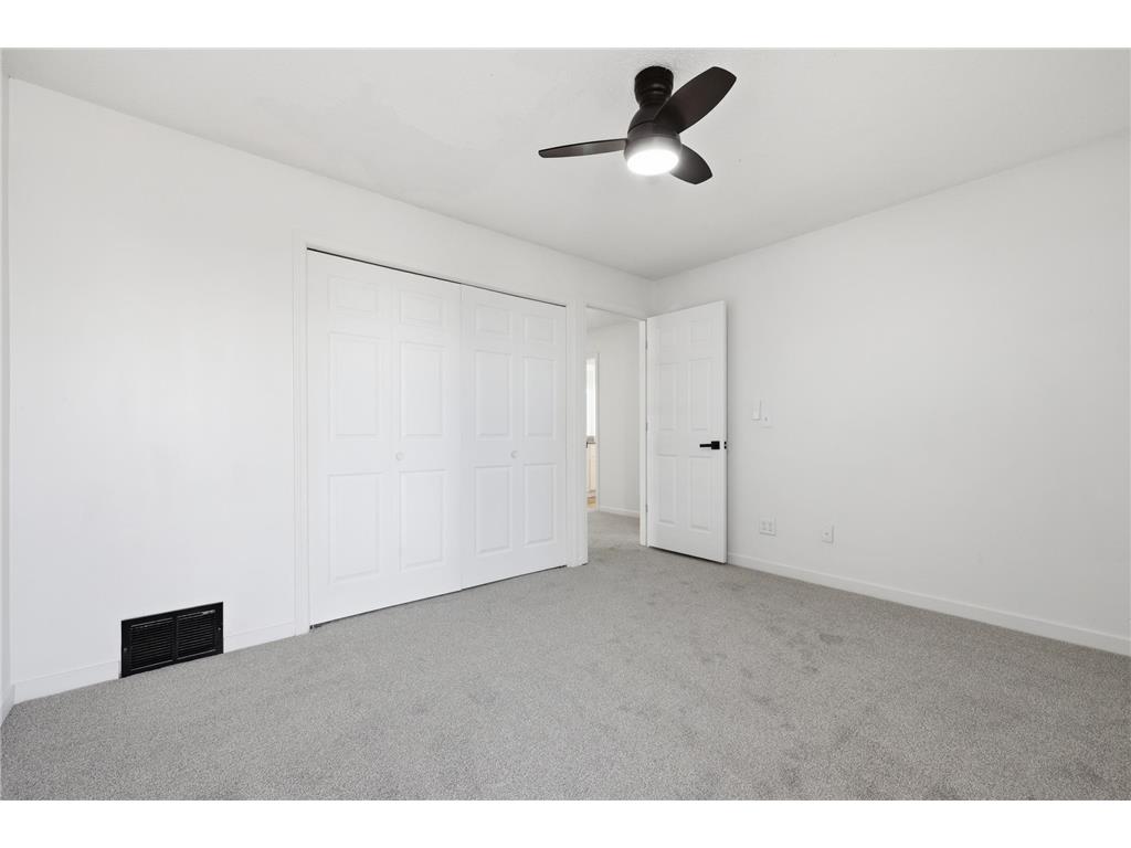 323 E 43rd Street Minneapolis MN 55409 7071096 image25
