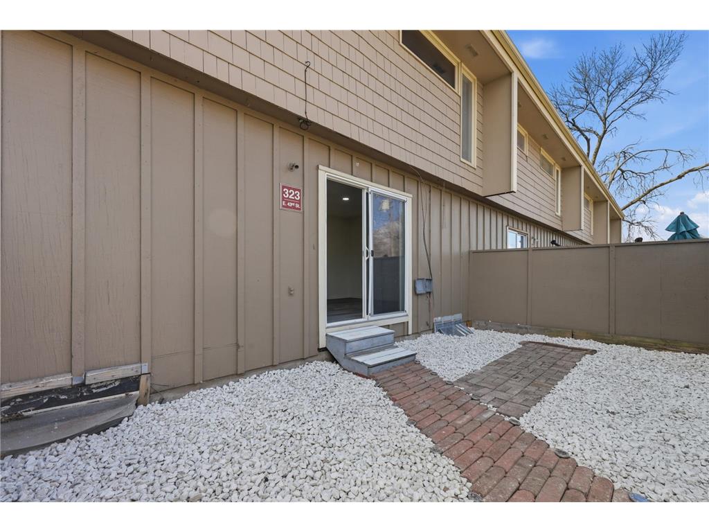 323 E 43rd Street Minneapolis MN 55409 7071096 image31
