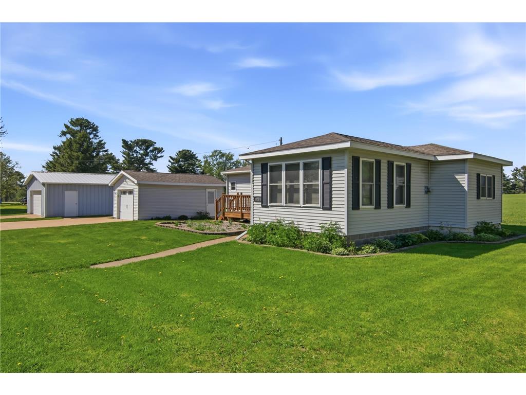 323 E Martin Street Prairie Farm WI 54762 7075898 image26
