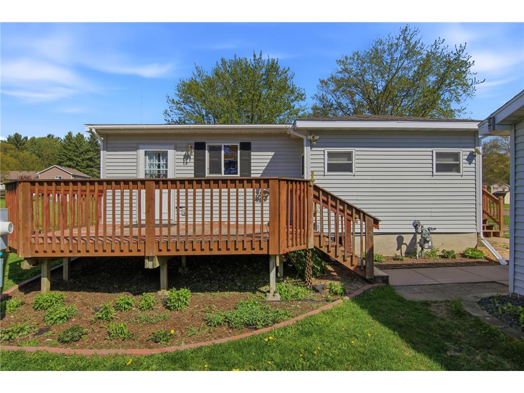 323 E Martin Street Prairie Farm WI 54762 7075898 image33