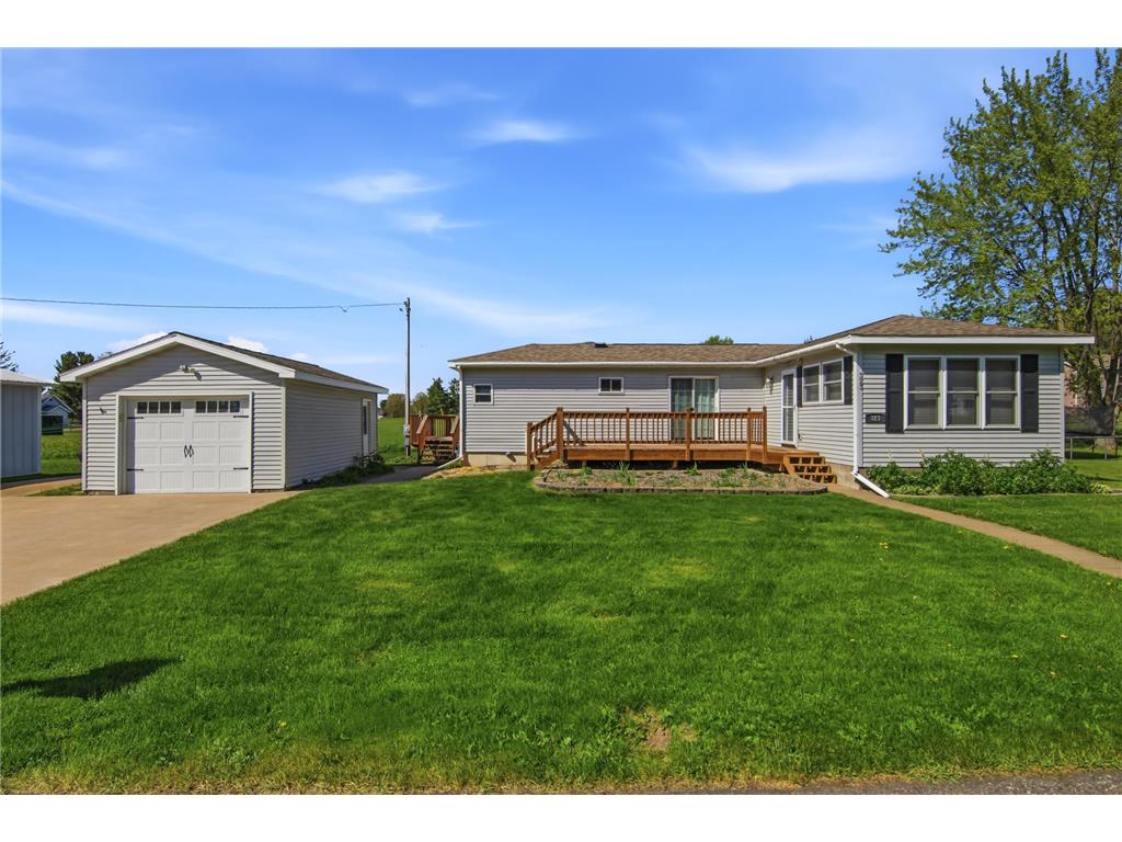 323 E Martin Street Prairie Farm WI 54762 7075898 image35