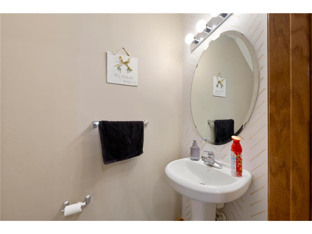 323 Frederick Circle #701 Hastings MN 55033 7033164 image14