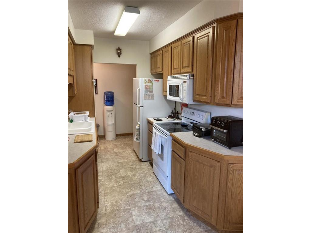 323 N German Street #2B New Ulm MN 56073 7086556 image6