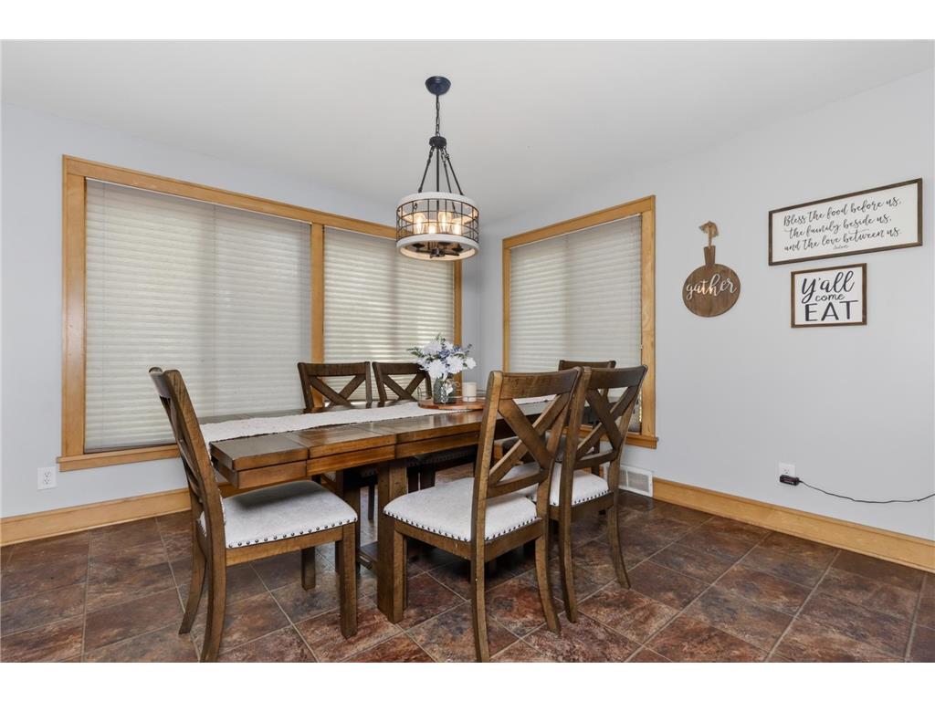 323 NW 11th Street Grand Rapids MN 55744 7087346 image16