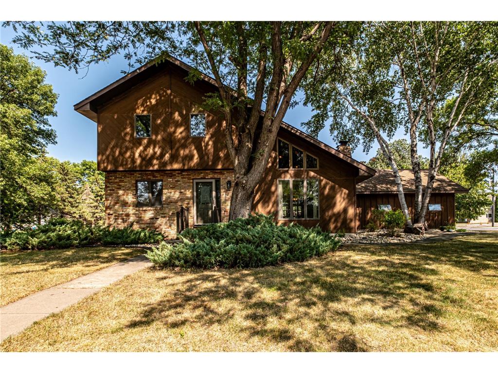 323 NW 7th Street, Buffalo Lake, MN, 55314 MLS 6381553 Edina Realty