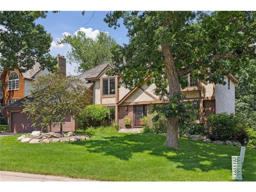 323 Oakwood Terrace Vadnais Heights MN 55127 6604925 image1