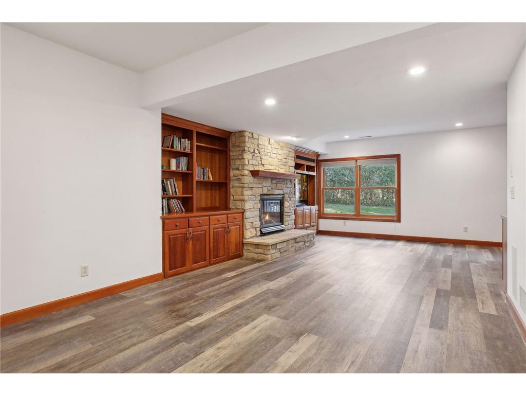 323 Saint Annes Parkway Hudson WI 54016 7080722 image37