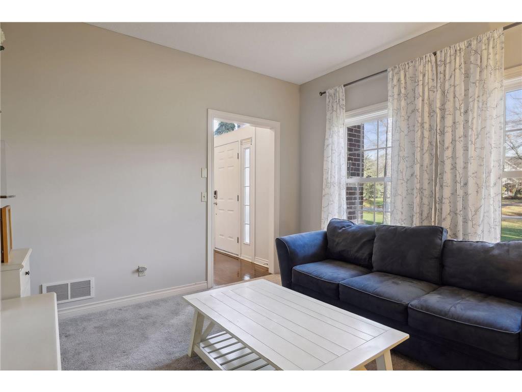 323 Saint Annes Parkway Hudson WI 54016 7080722 image6