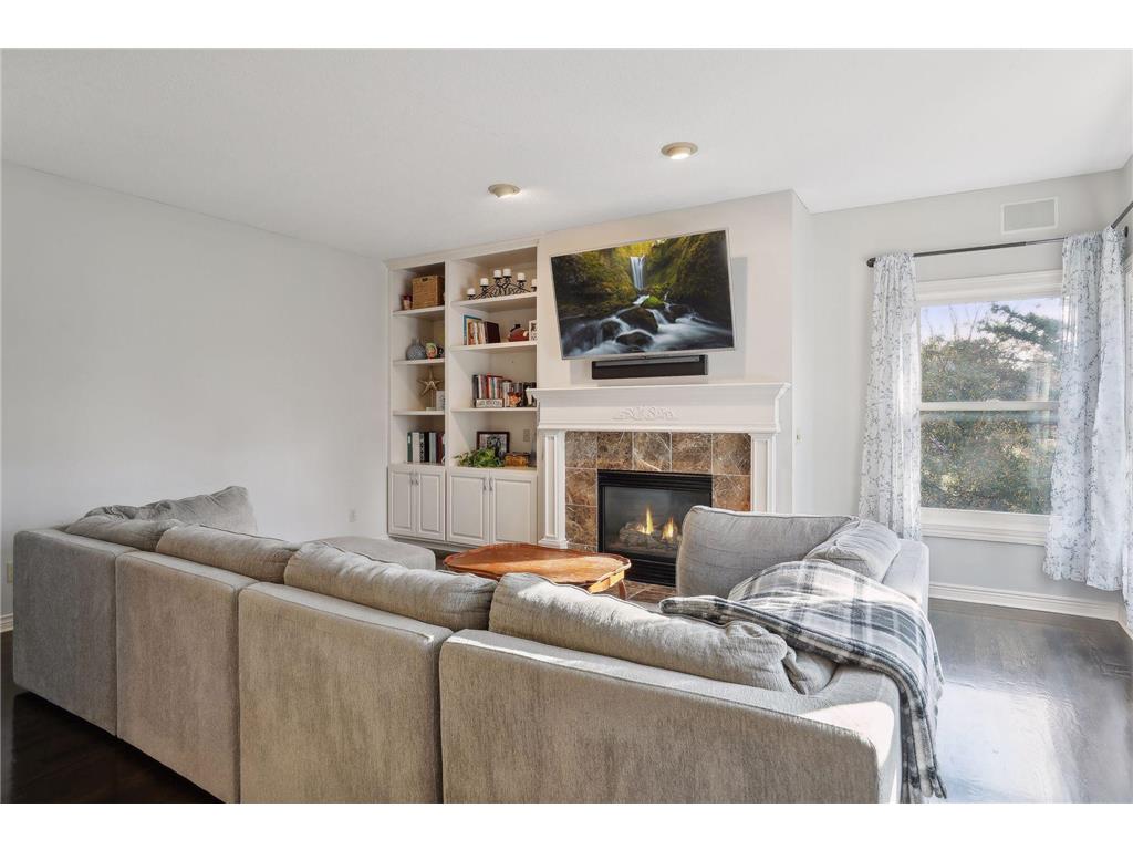 323 Saint Annes Parkway Hudson WI 54016 7080722 image9