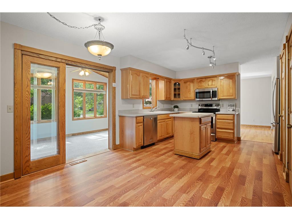 323 Sherwood Court Circle Pines MN 55014 6757358 image1