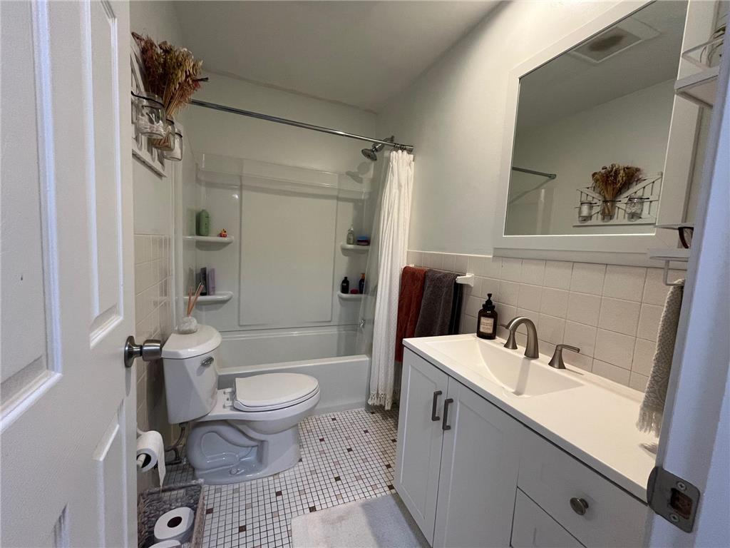 323 Van Buren Avenue N Hopkins MN 55343 6773515 image22