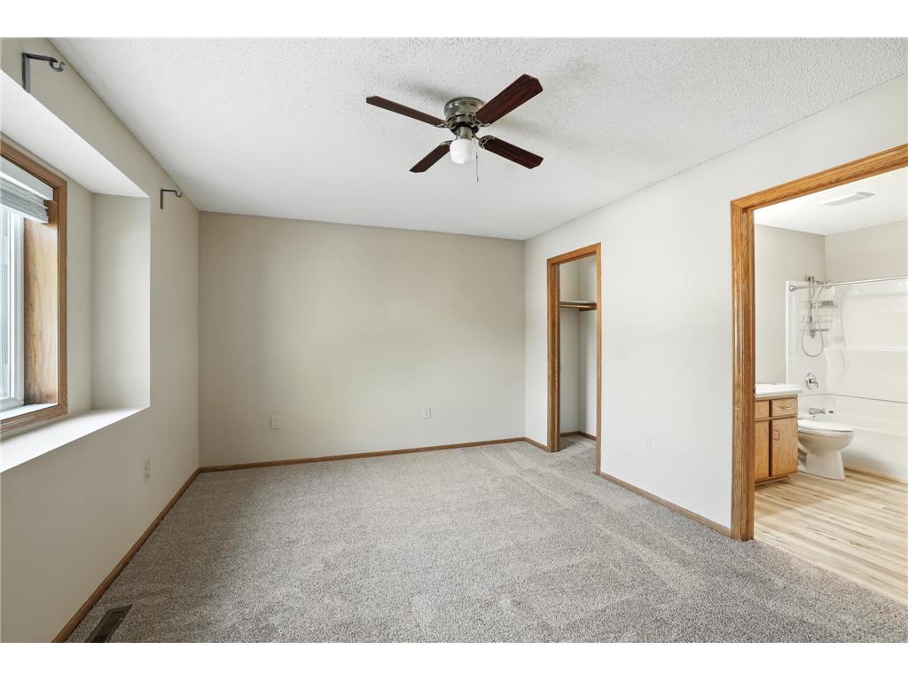 3230 Edgerton Street Vadnais Heights MN 55127 7005855 image14