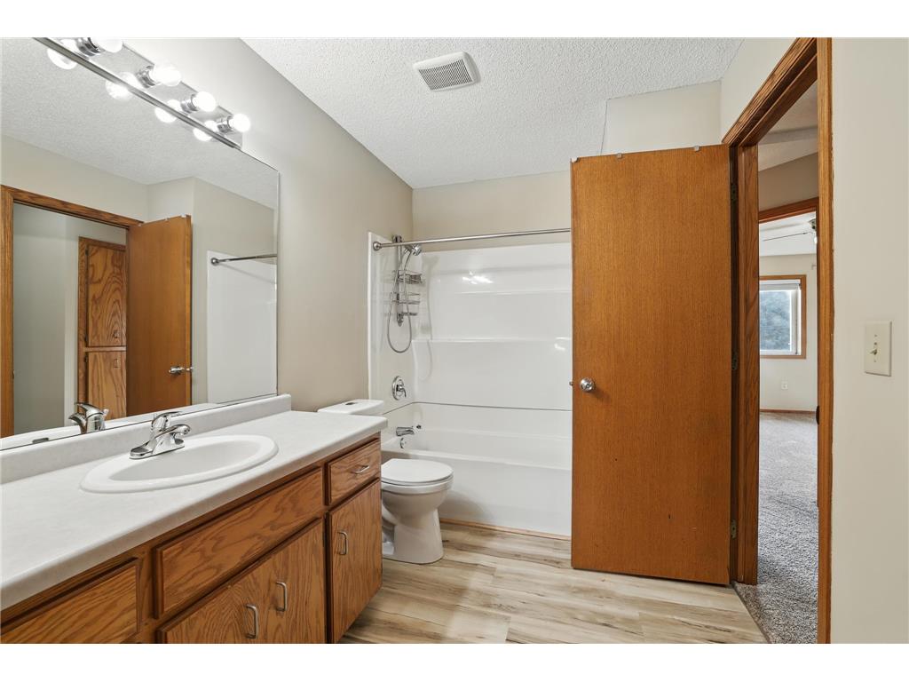 3230 Edgerton Street Vadnais Heights MN 55127 7005855 image15