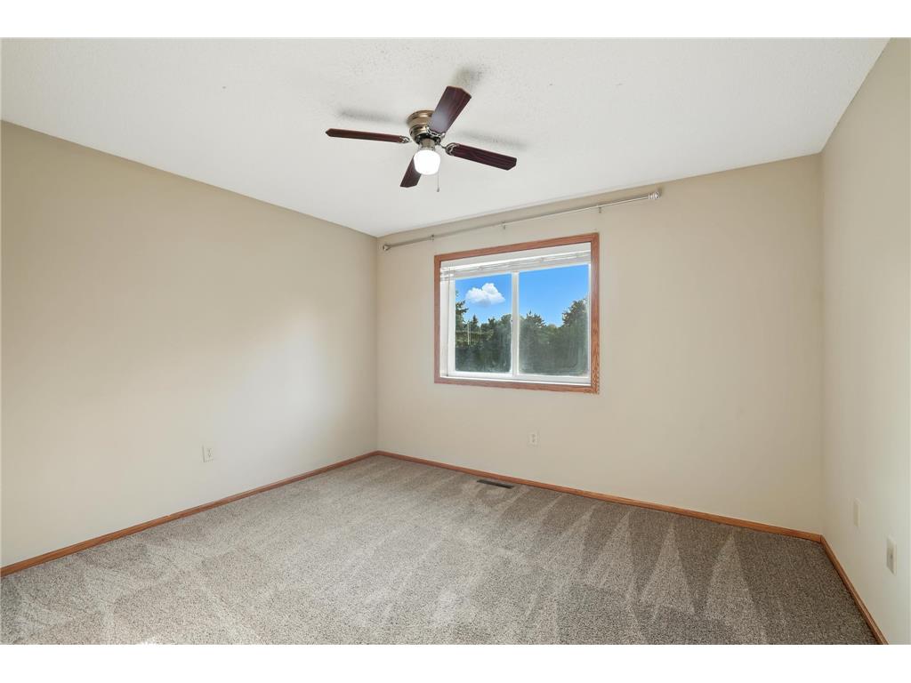 3230 Edgerton Street Vadnais Heights MN 55127 7005855 image16