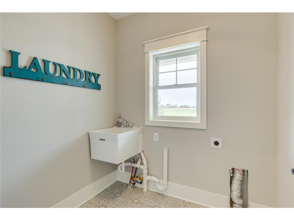 3230 Graham Street Faribault MN 55021 7028131 image10