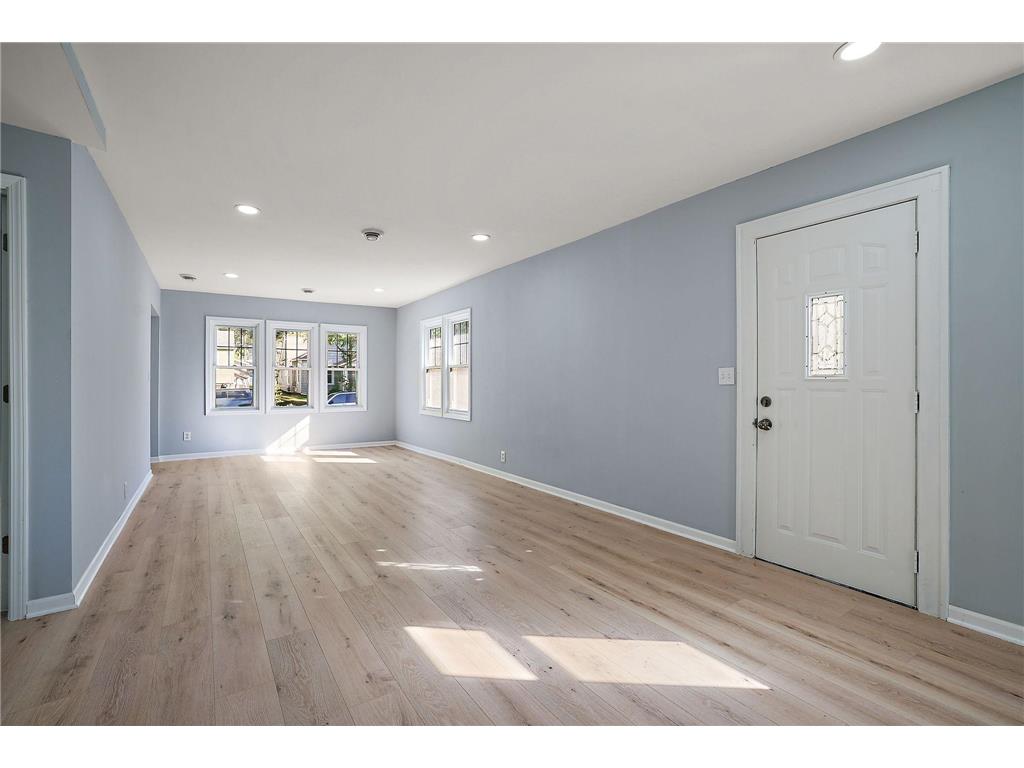 3230 Tyler Street NE Minneapolis MN 55418 7055410 image2