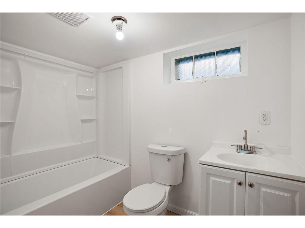 3230 Tyler Street NE Minneapolis MN 55418 7055410 image24